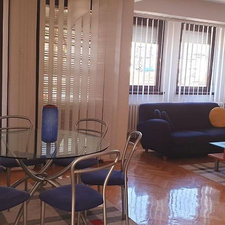 Spectacular Apartment In Skopje, City Mall Area Bagian luar foto